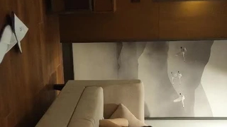 业余少女Alexa Mills被她紧绷的屁股狠狠地操
