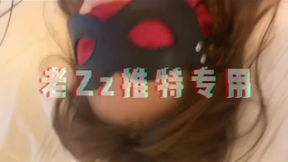 深夜湿堂 一男尬两女 饥渴姐妹强行榨精 女神『吴梦梦』监制