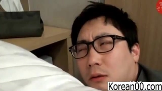 快快接着操我你好大从来没被这么大J8草过 窗前爆操美乳学院美女