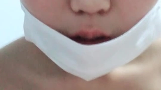大学时代的双胞胎在未经审查的POV视频中双重口交