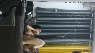 白峰美羽亚洲一区在线观看【上海小骚货】被外籍男友粗大鸡巴狂插 这完美身材便宜了老外 这小嫩逼都快插烂了