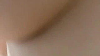 [付费]G奶阿姨这胸你能顶的住没穿胸罩都这么大穿上得更大