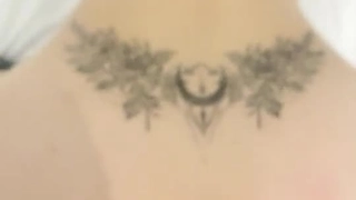 短发嫩妹子和男友双人啪啪 掰开逼逼特写非常粉嫩翘着屁股骑乘后